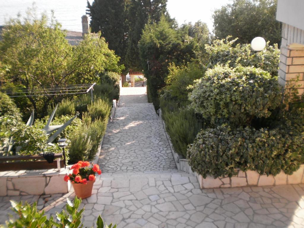 Apartments Pinezic Martinšćica 部屋 写真